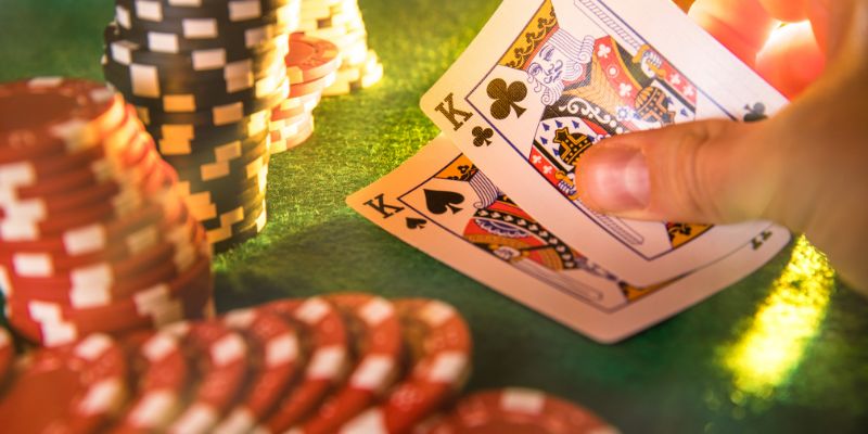 Có những hình thức chơi Poker nào hiện nay?